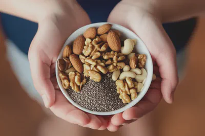 눈 건강에 좋은 견과류와 씨앗류