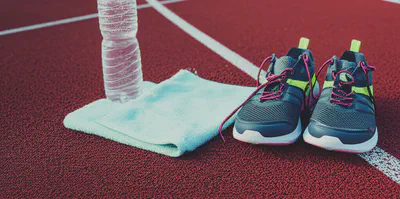 달리기 준비물과 휴식을 상징하는 이미지