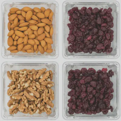 소분된 건강 간식 (견과류, 건과일) 이미지