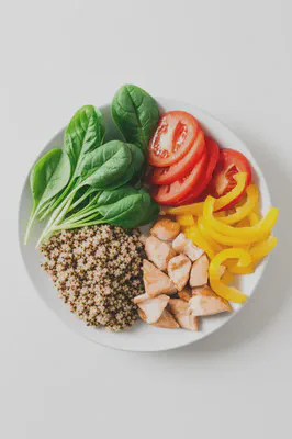 노화예방을 위한 균형 잡힌 식단의 중요성