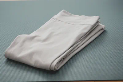 편안한 요가복과 매트