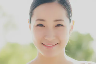 건강하고 활기찬 모습의 사람