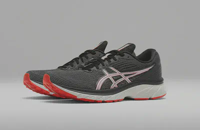 편안한 러닝화 한 켤레