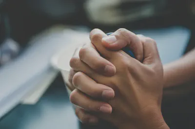 심장 두근거림을 유발하는 스트레스와 불안