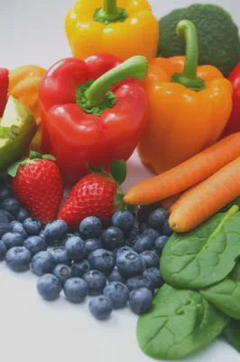 다채로운 제철 과일과 채소