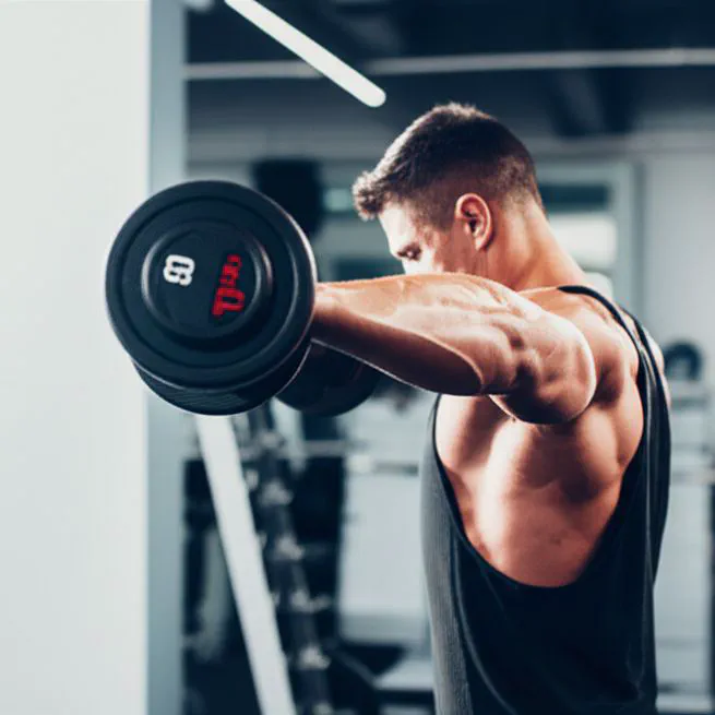 덤벨 숄더 프레스 자세, 아무리 해도 어깨만 아프고 효과 없었죠? 진짜 이유는 따로 있었네요.