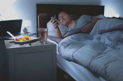 불면증 자가진단 시 흔히 저지르는 실수를 보여주는 이미지