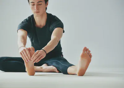 효과적인 햄스트링 스트레칭 시연