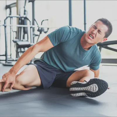 마라톤 회복 스트레칭 시 피해야 할 잘못된 자세