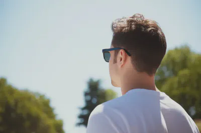 눈 건강을 위한 선글라스 착용