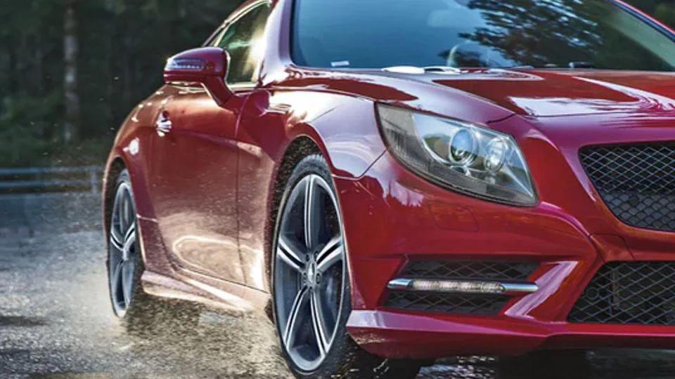 '벌써부터 걱정되는 집중호우'... 장마철, 수막현상 예방법은?