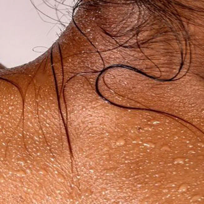 선크림 바를 때 절대 하면 안 되는 습관 5가지