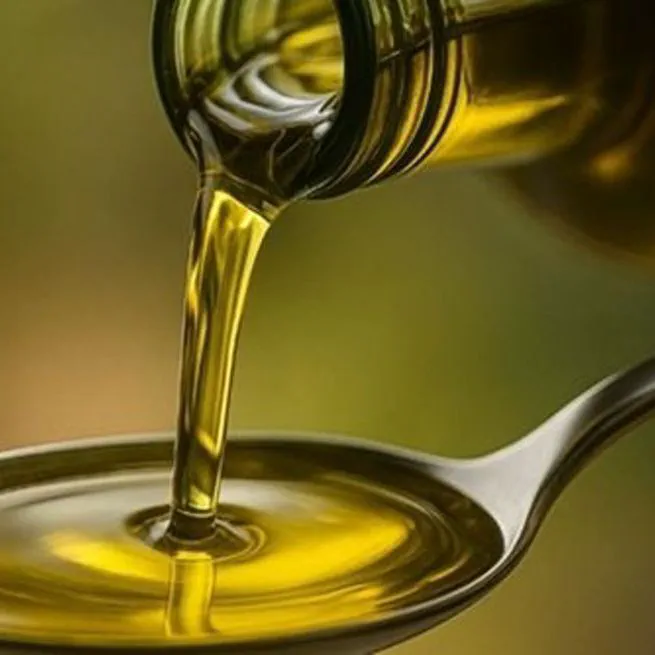 한 스푼 가득 담아 꿀꺽 삼키는 '올리브오일', 건강에 최악